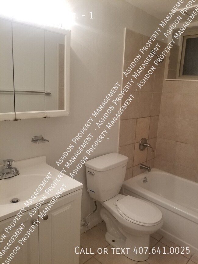 Building Photo - 8327 S Reed St