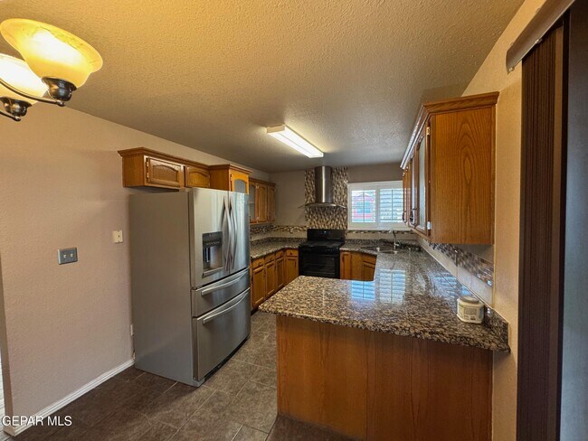 Building Photo - 1428 Beethoven Pl