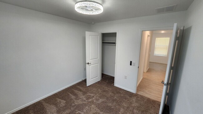 Building Photo - VIDA SUBDIVISION / San Antonio A&M steps away- spacious 4-bedroom, 2-bathroom house