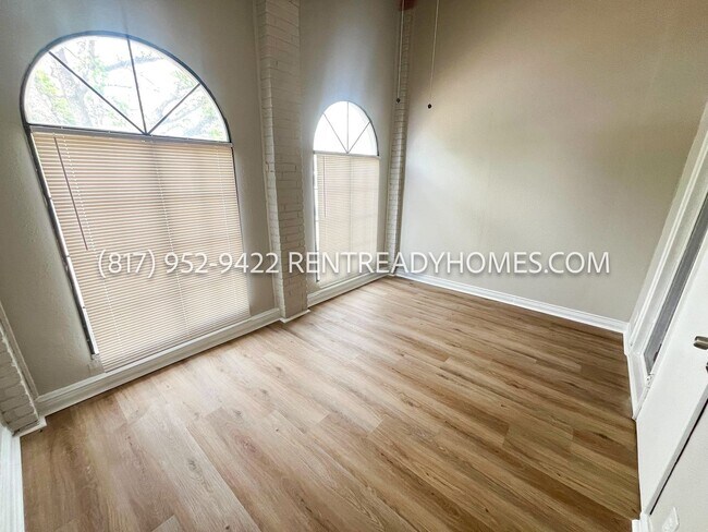 Building Photo - 9526 Millers Ridge