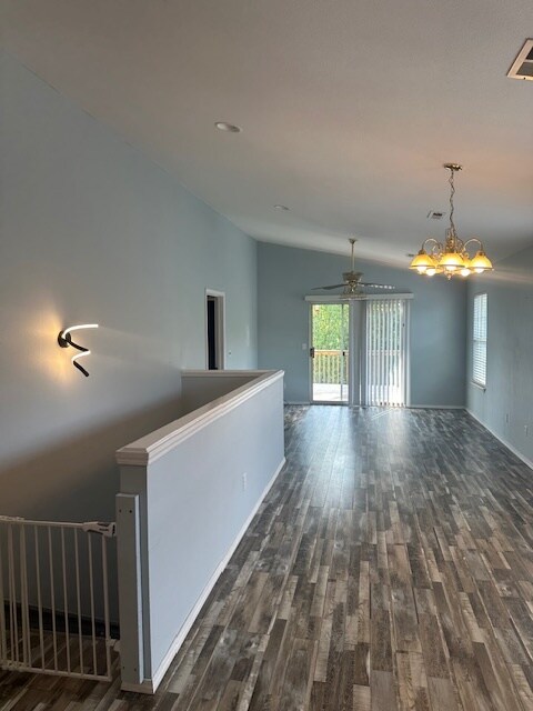 Building Photo - 280 Quail Run Rd