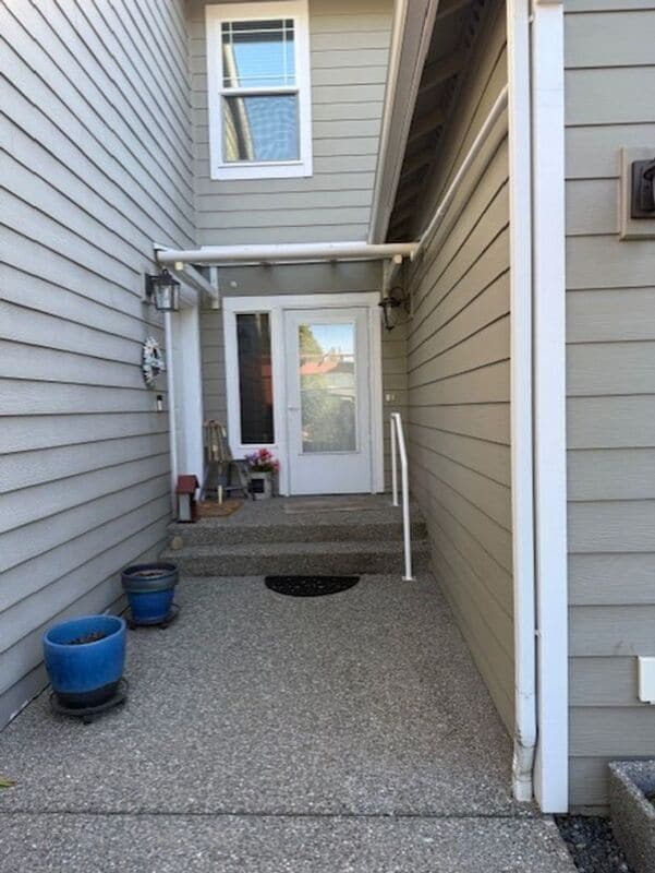 Building Photo - 910 Medical Center Dr