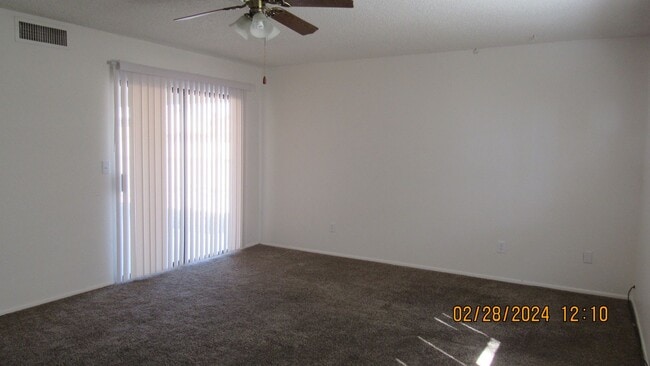 Building Photo - 2571 Talisman Ln