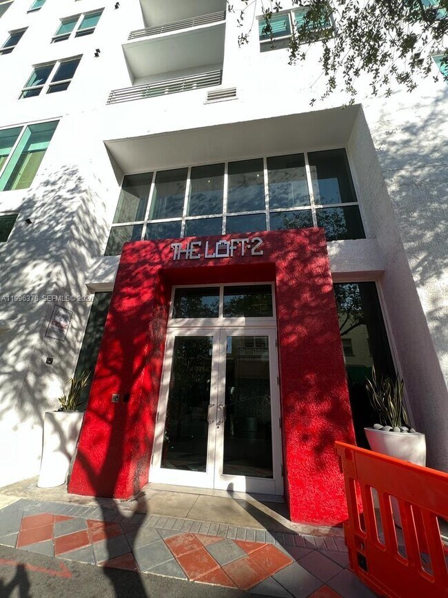 Building Photo - 133 NE 2nd Ave