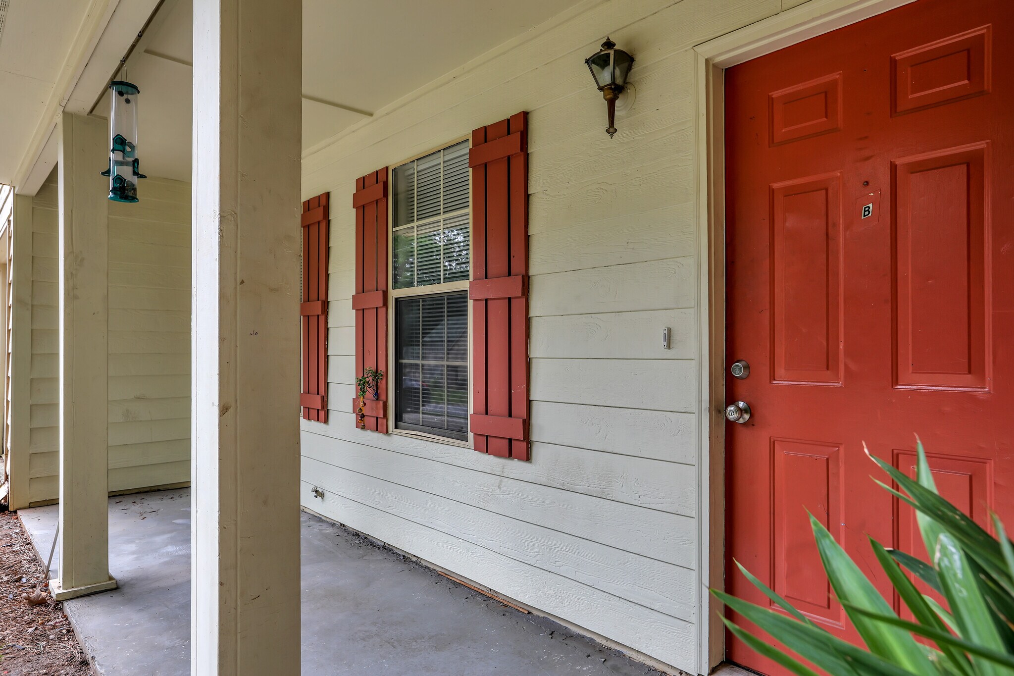 Building Photo - 5795 Sheldon Ct