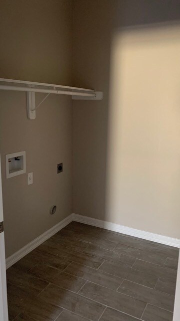 Laundry Room - 2420 Florencia Ave