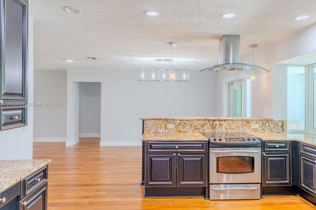 Building Photo - 5012 Grant St