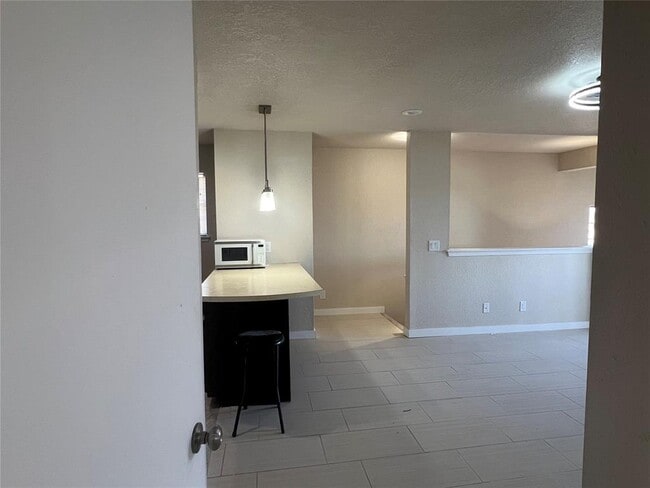 Building Photo - 14405 N Pennsylvania Ave