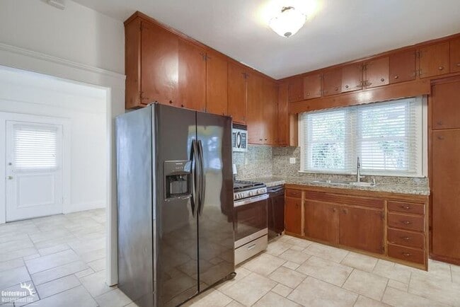 Building Photo - Cozy 2Bdm 2Ba Home in the Encanto Neighbor...
