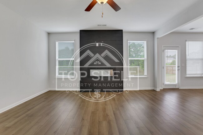 Building Photo - 2256 Cadenza Cir