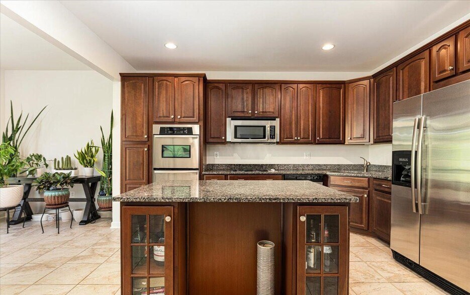 Building Photo - 25217 Beach Pl