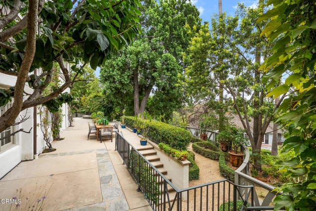 Building Photo - 790 Huntington Cir