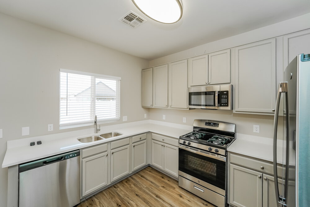 Building Photo - 8448 W Green Kingfisher Ln