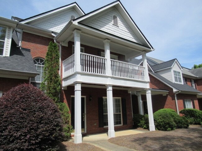 Building Photo - 342 Mill Pond Crossing