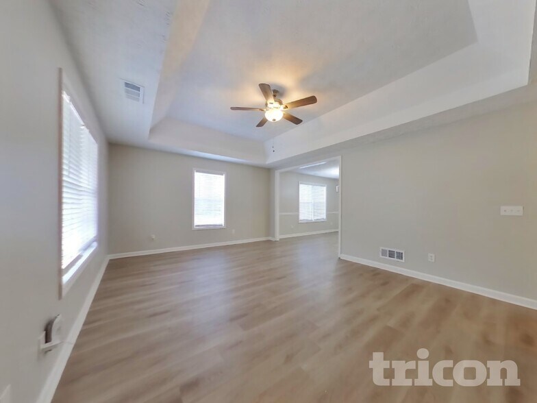 Building Photo - 1761 Silver Leaf Ct SW