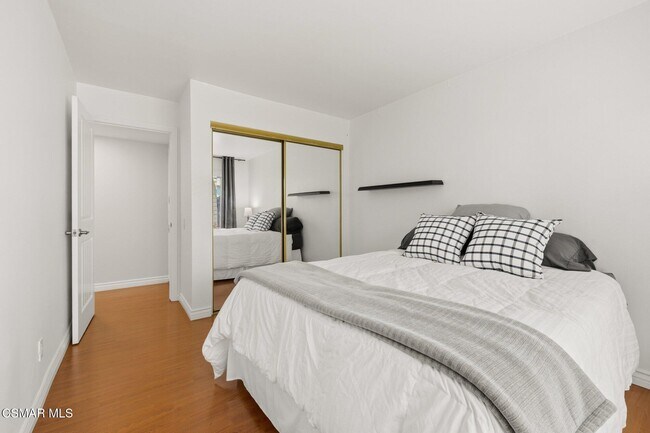 Building Photo - 4501 Regents Ct