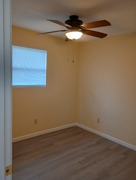 Building Photo - 2611 Browns Mill Rd