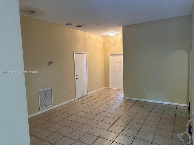 Building Photo - 21519 SW 90th Ct