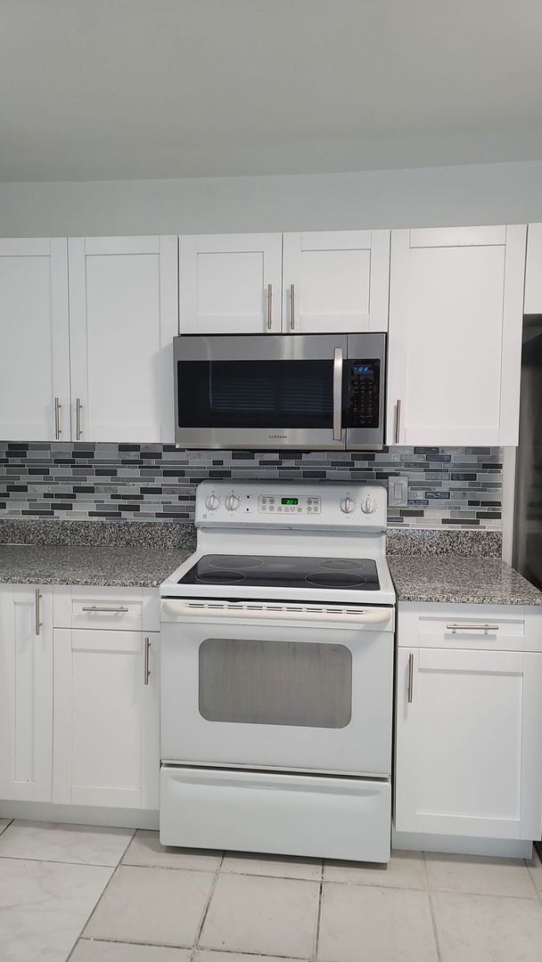 Building Photo - POS Holdings LLC-718-720