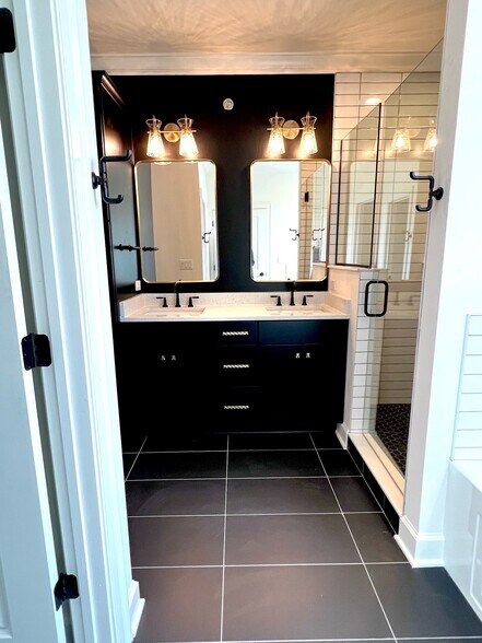 Building Photo - 12085 River Beauty Loop