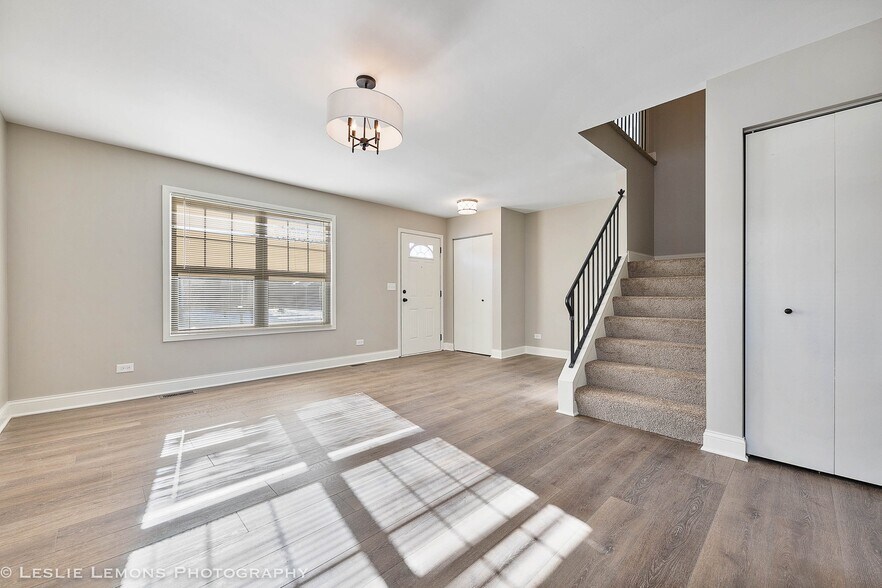 Building Photo - 2970 Middlebury Ct W