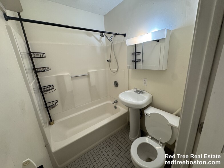 Building Photo - 67 S Huntington Ave