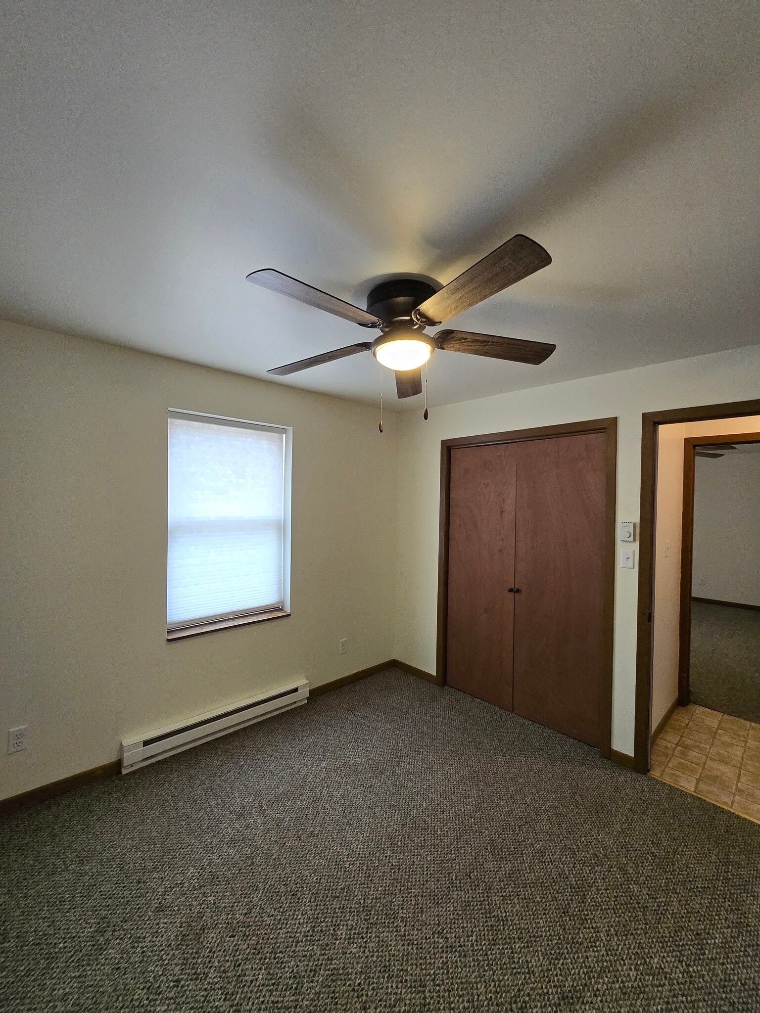 Building Photo - 1324 W Main St