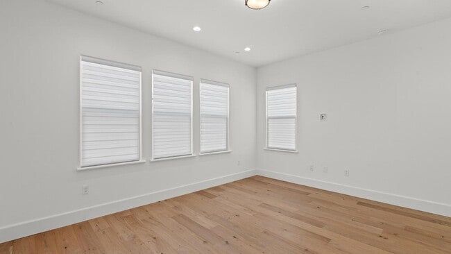 Building Photo - 3840 Fletcher Peak Cir