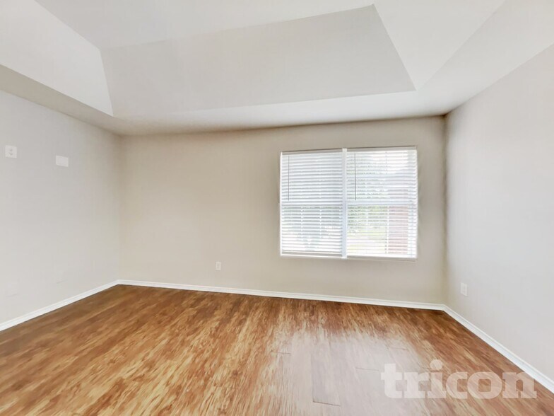 Building Photo - 5521 Rio Alamo St