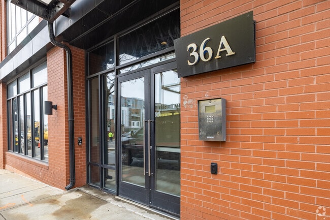 Entrance - The Lofts at 36A