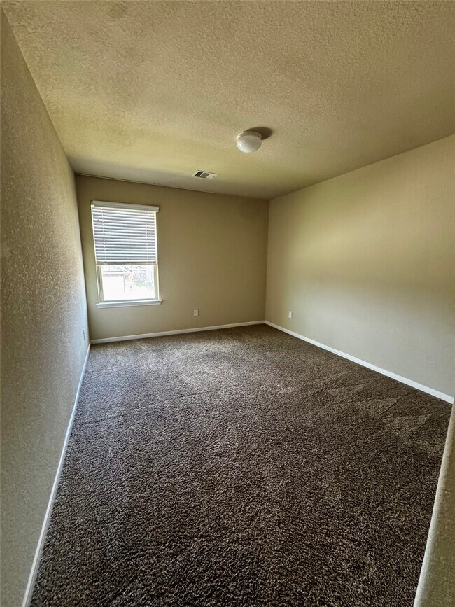 Building Photo - 2903 McDonough Way