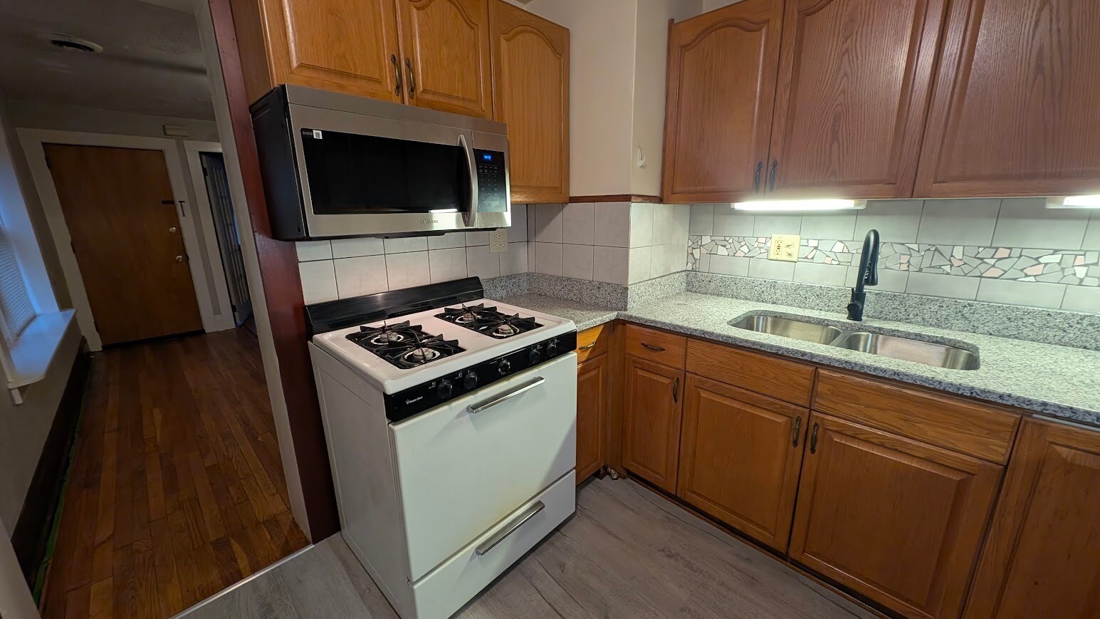 Building Photo - 1973 W 44th St