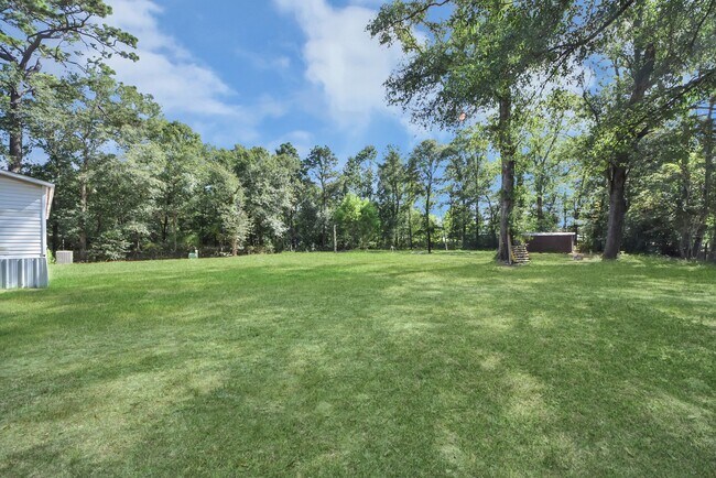 Building Photo - 14009 Rustic Ln