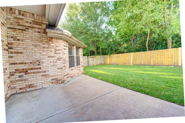 Building Photo - 21319 Pennshore Ln