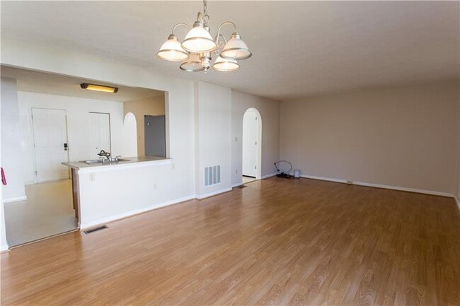 Building Photo - 3304 Timberglen Dr