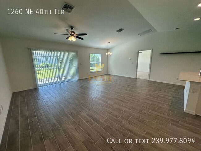 Building Photo - 1260 NE 40th Terrace