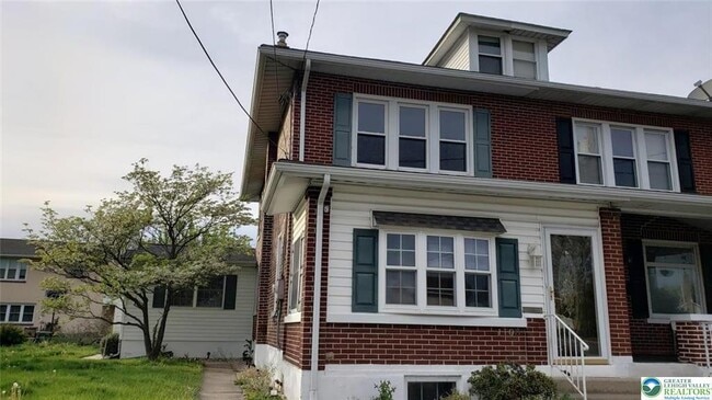 Primary Photo - 1108 Chestnut St