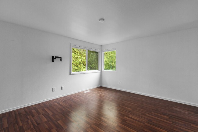 Building Photo - 29021 13th Ave S