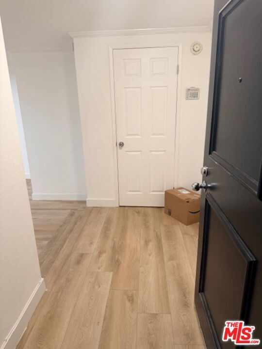 Building Photo - 1515 S Beverly Dr