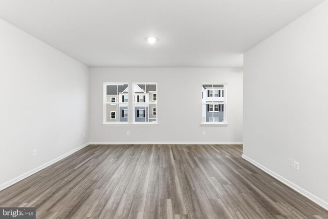 Building Photo - 410 18th Ave