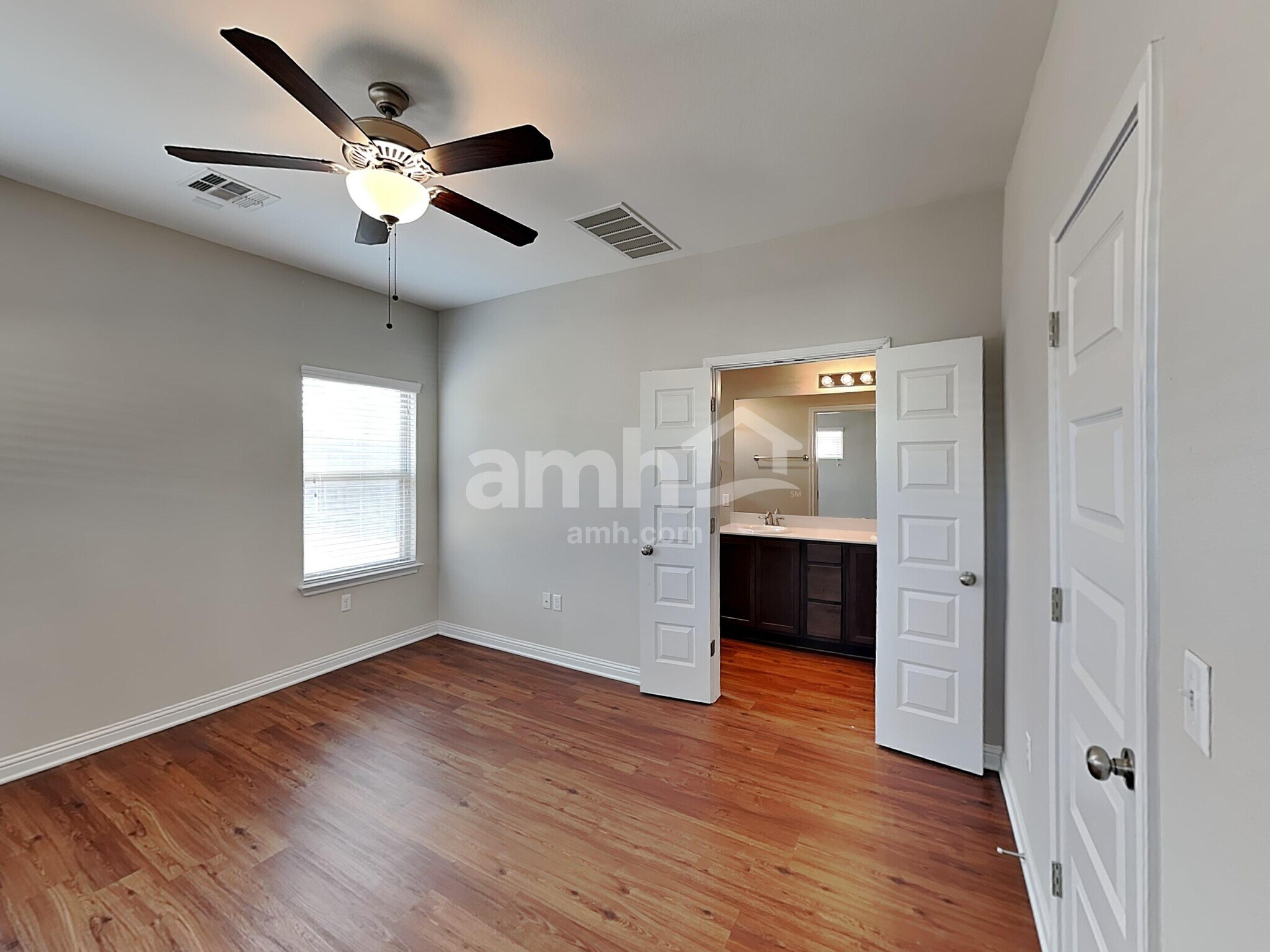 Building Photo - 8110 Cottage Rose Dr