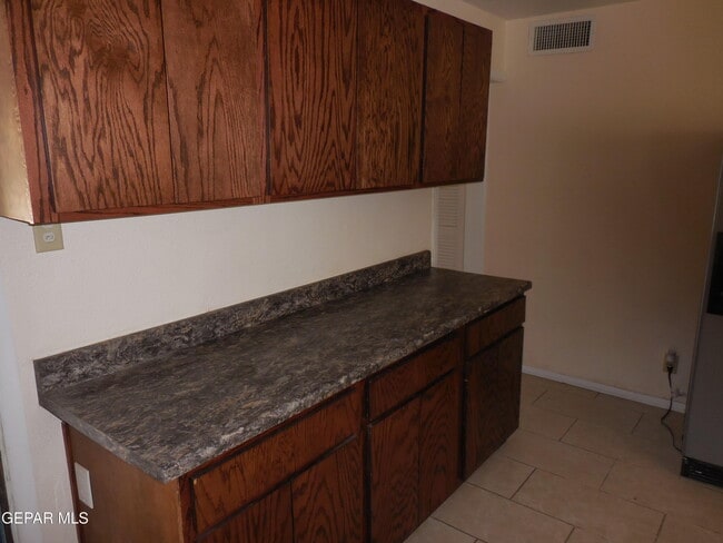 Building Photo - 8308 Vance Pl