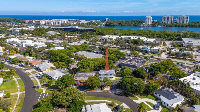 Building Photo - 2182 NE 5th Cir