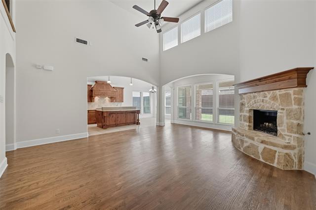 Building Photo - 447 Dry Canyon Dr