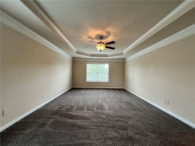 Building Photo - 3550 Golden Gate Ln