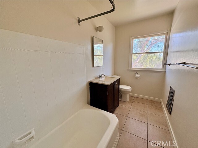 Building Photo - 448 W Grinnell Dr