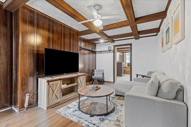 Building Photo - 149 43rd St