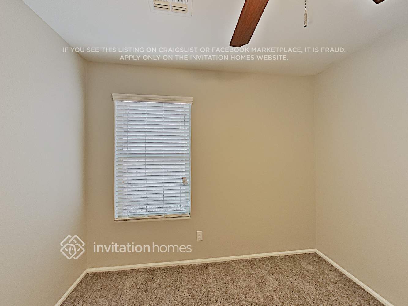 Building Photo - 16097 W Kendall St