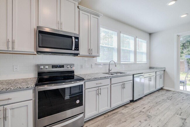 Building Photo - 309 Merganser Dr
