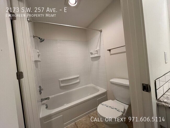 Building Photo - 2173 SW 257th Dr